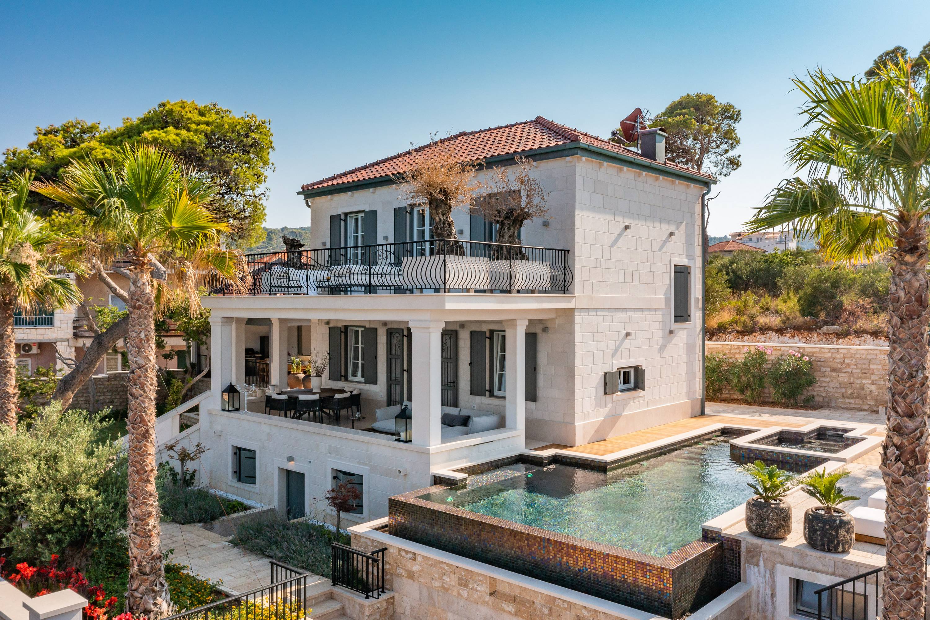 Property Details - Gorgeous Mediterranean Style Villa with Pool ...