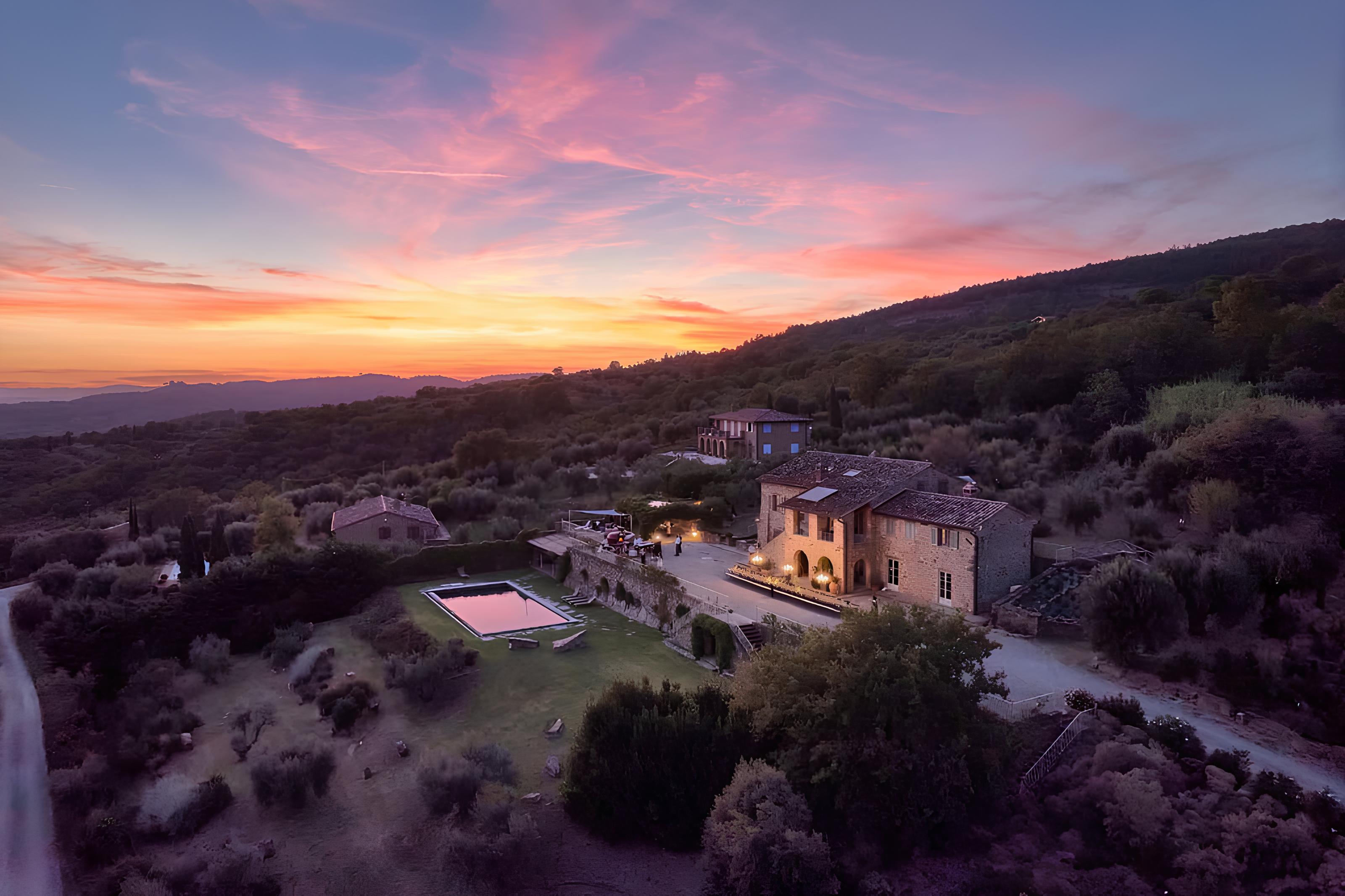 Property Details - Breathtaking Panoramic Villa Overlooking Lake ...
