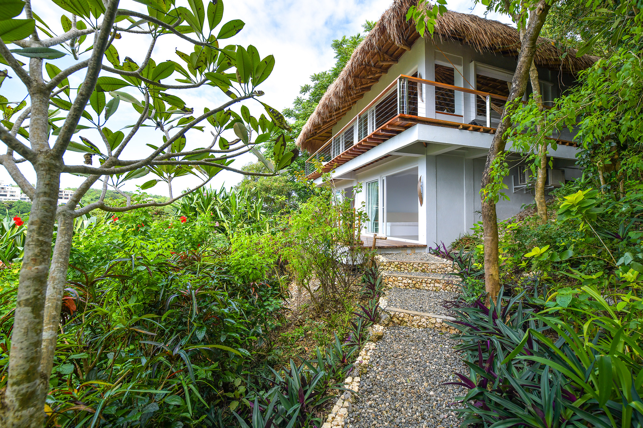 Property Details - Eco-chic Villa set among Lush Tropical Grounds | StayOne