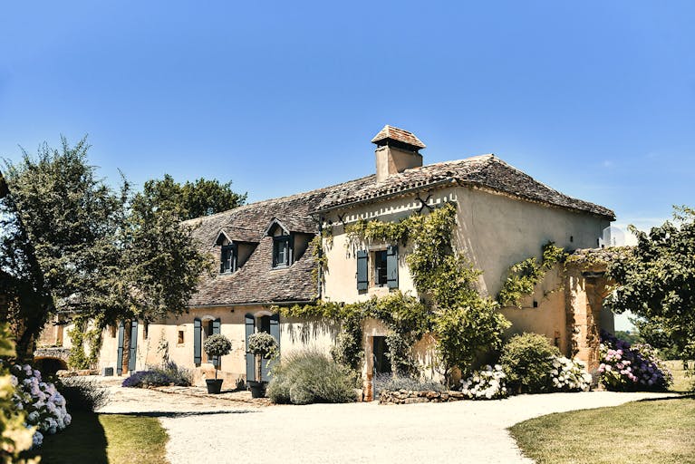 Calendrier Petanque Dordogne 2023 Dordogne, Bergerac - Renovated 16Th Century Farmhouse Overlooking The  Stunning Dordogne Countryside | Stayone