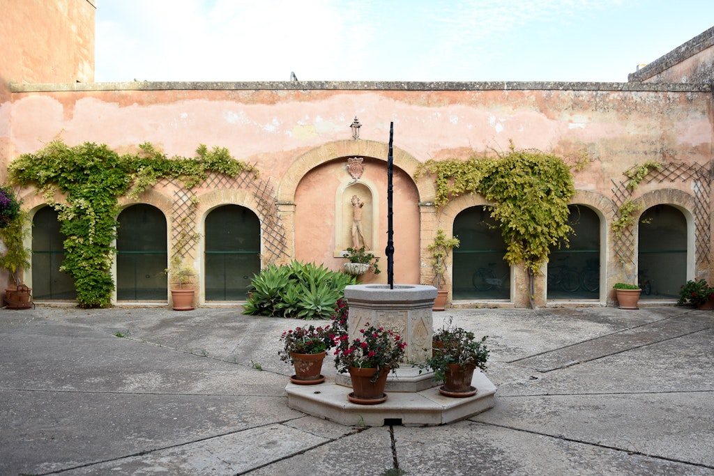 Property Details 17th Century Sicilian Farmhouse Apartment with Large