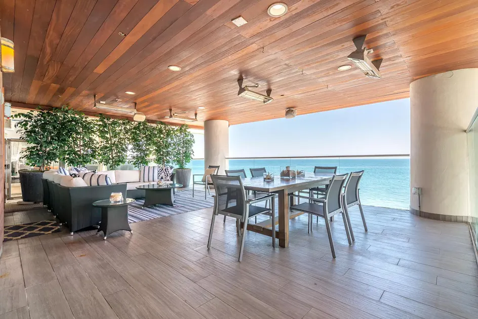 Photo inspiration: Visual Reference: Property Details Sophisticated Beachfront Malibu Villa With Hot Tub