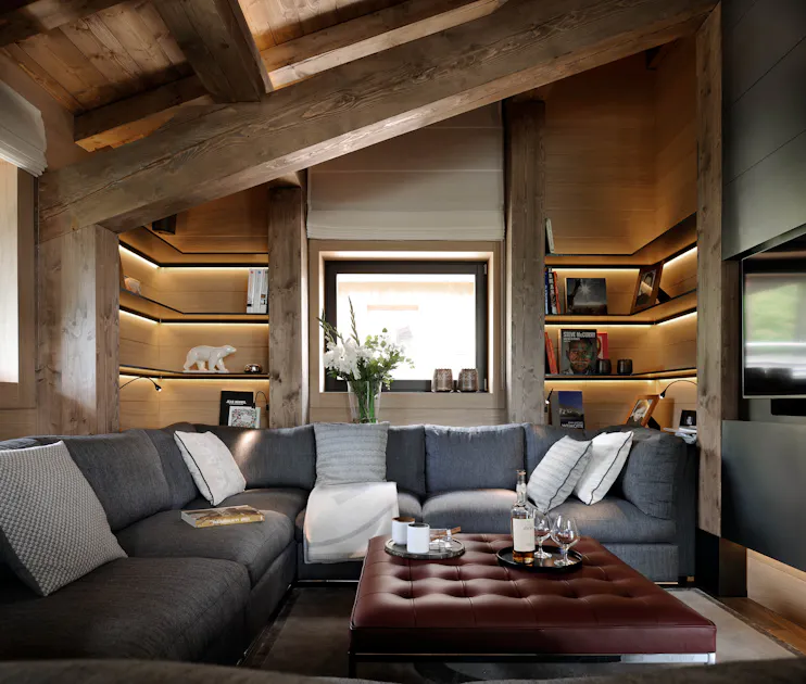 A closer look at High End Five Star Service Housing Properties